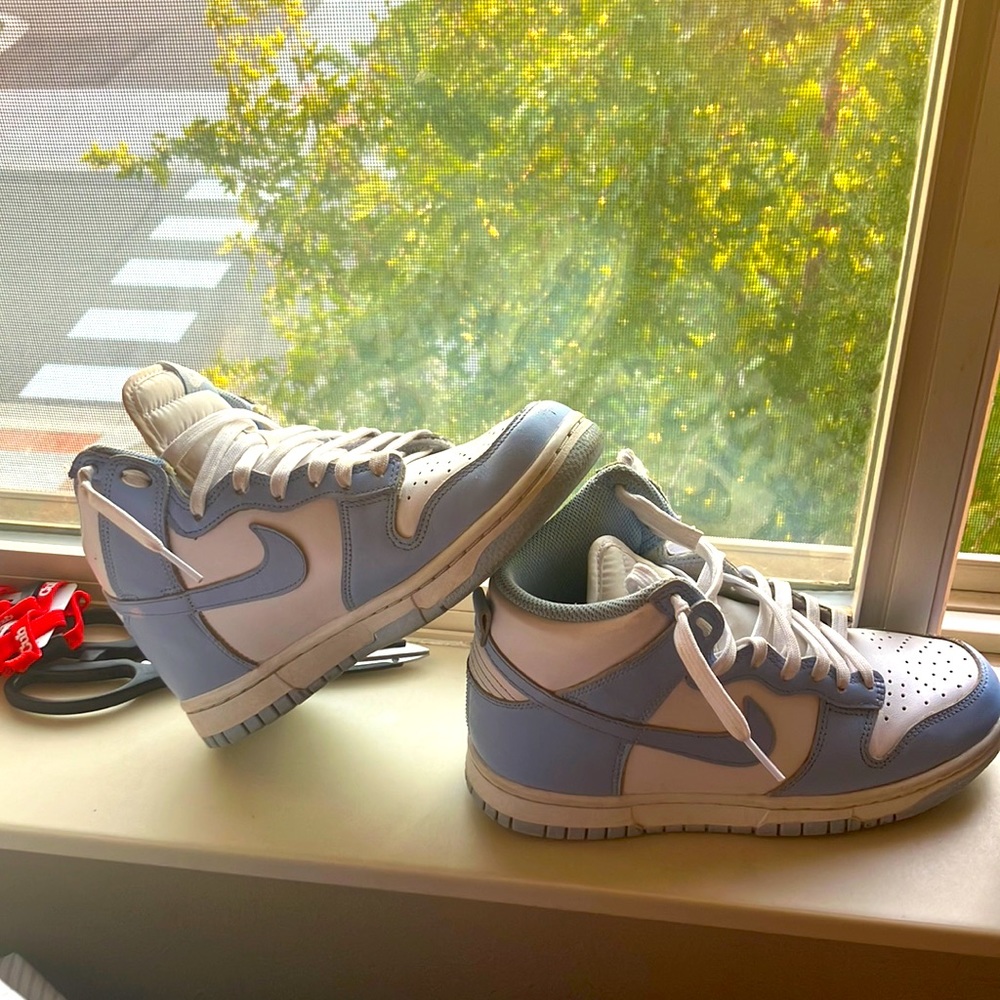Nike high top dunks with Baby blue and white.